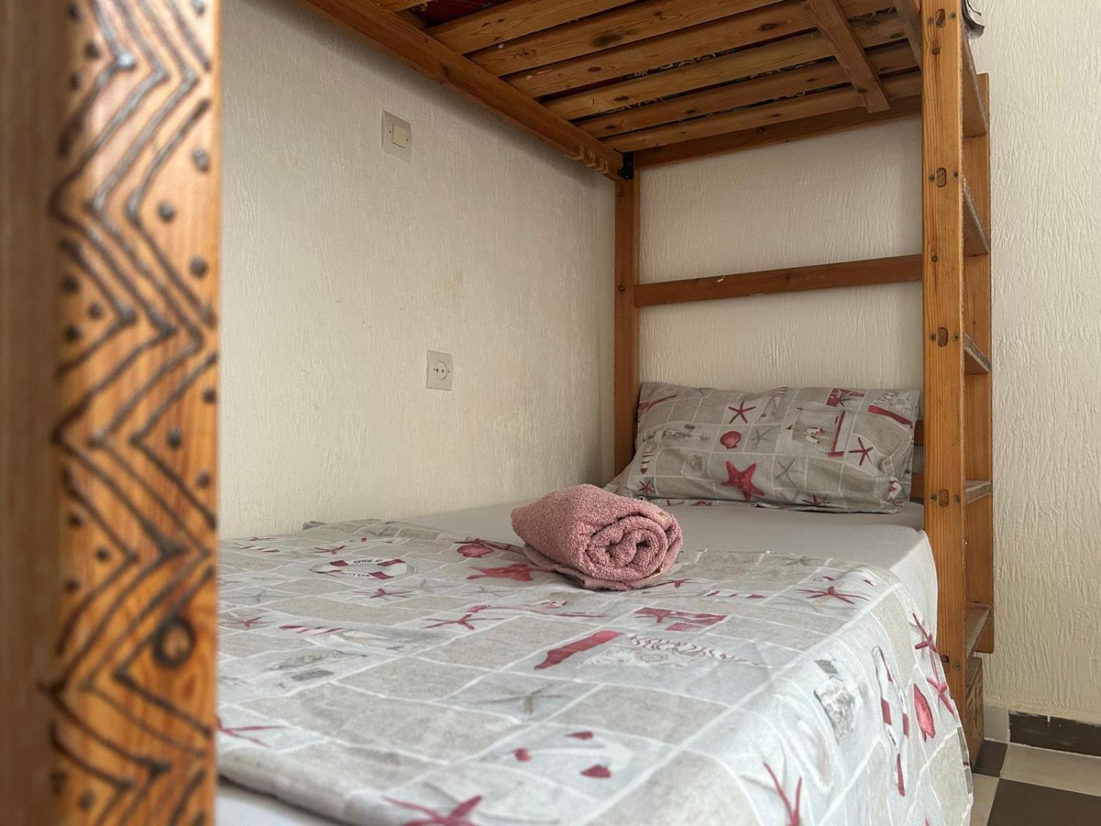 Idriss Tamraght Surfhostel Taghazout Rum bild